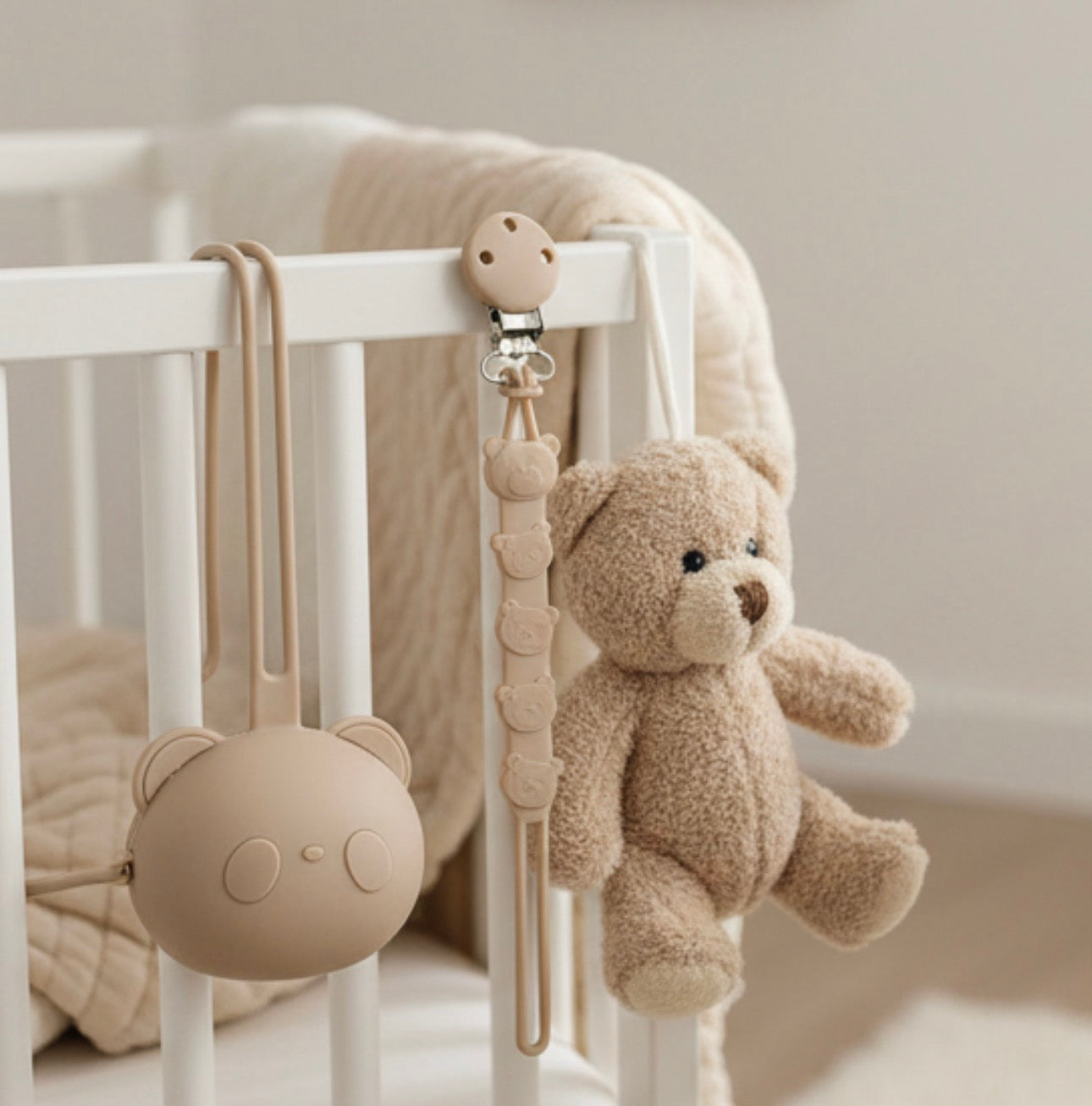 Pacifier holder/case and clip Bear duo (taupe)